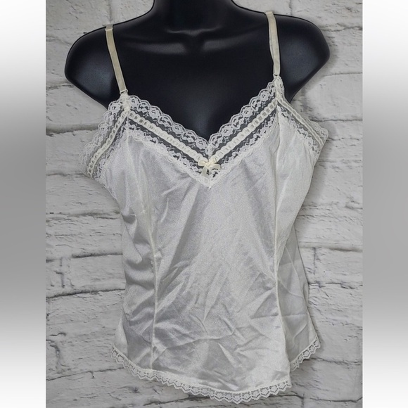 Melody Other - Melody White Lace Trim Camisole
